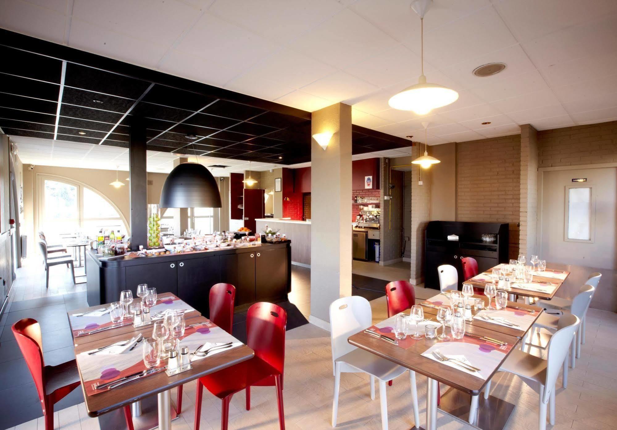 Campanile Livry-Gargan Hotel Kültér fotó