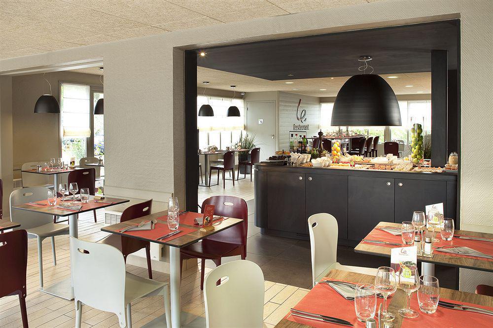 Campanile Livry-Gargan Hotel Étterem fotó
